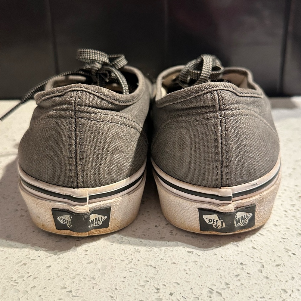 Vans Bundle • Uni-Sex (39) - Picture 9 of 11